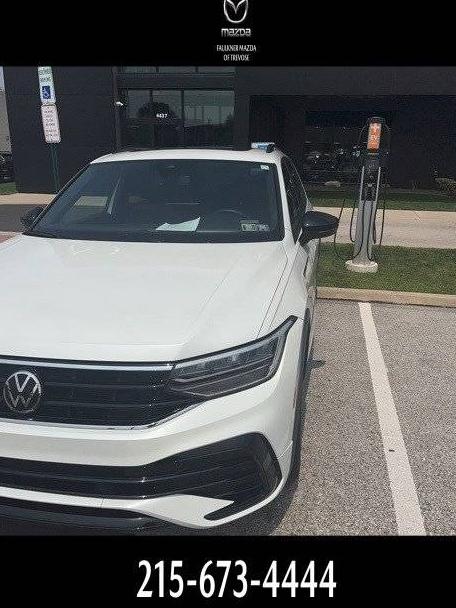 VOLKSWAGEN TIGUAN 4MOTION 2022 3VV8B7AX7NM074152 image